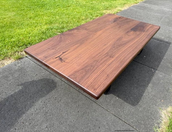 Image 1 of Mesa de centro de nogal hecha a mano con vídeo de cómo se hace.
