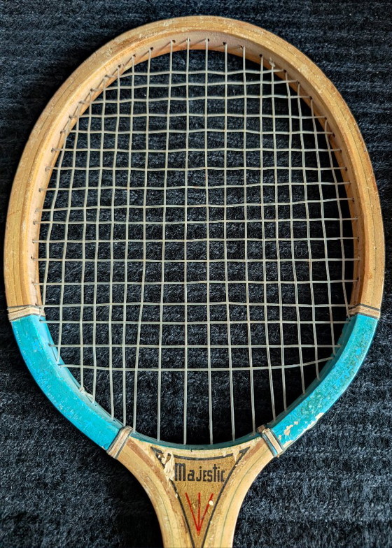 Paire de raquettes de tennis vintage Majestic en bois – 1950 – Objets déco, Wood (photo 7 of 10)