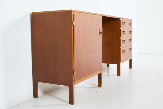 Image 1 of Zweeds modern dressoir uit het midden van de eeuw uit de jaren 50 van David Rosen door Nordiska Kompaniet