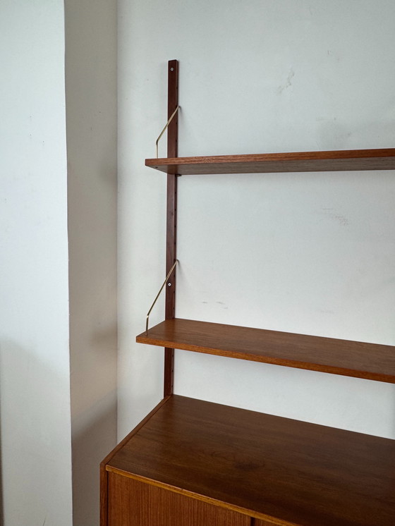 Image 1 of Sistema di pareti in teak danese: design scandinavo senza tempo