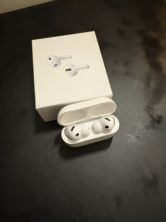 Pro 3 AirPod, Apple, Dekorative Objekte, Metall, Kunststoff, Weiß (Foto 4 von 5)