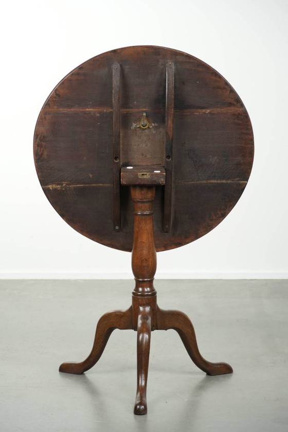 Image 1 of Table d'appoint/table basse anglaise ancienne en chêne, datant de la fin du XVIIIe siècle