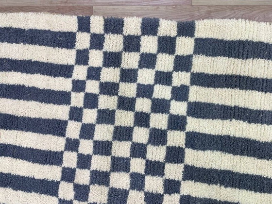 Image 1 of Handgemaakt Beni Ourain-tapijt van traditionele Atlas-wol, formaat 150/250 cm.