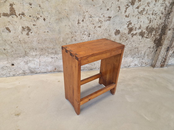 Image 1 of Grenen Houten Rustiek Brutalistisch Krukje