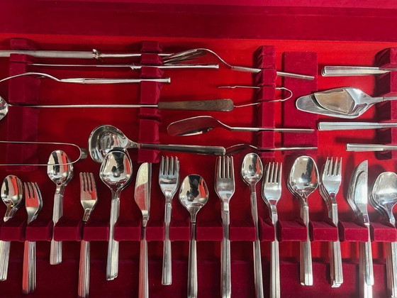 Image 1 of Cubertería modernista en su mueble de madera, 130 cubiertos en acero inoxidable, 1960