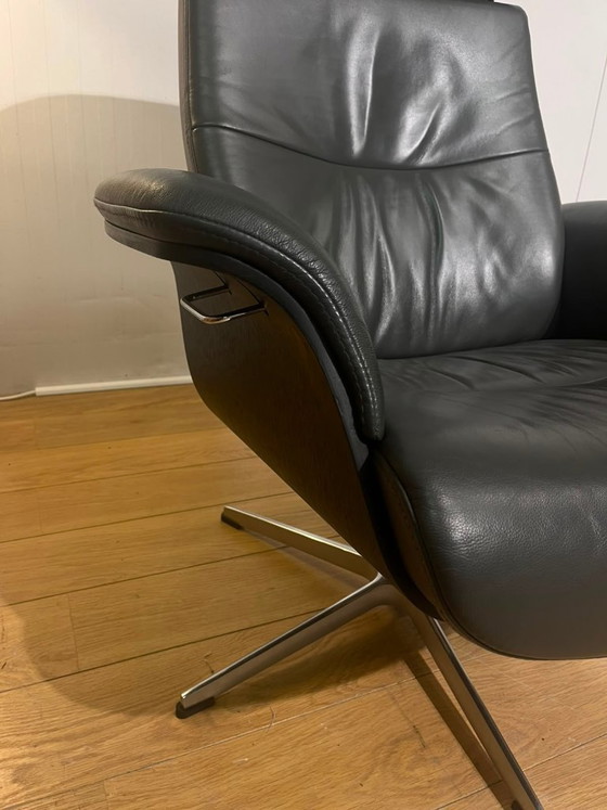 Image 1 of ZGAN Conform Time Out Fauteuil Zwart Leer