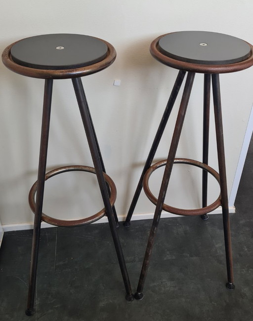 Set (2x) industrial vintage metal bar stools metal & wood