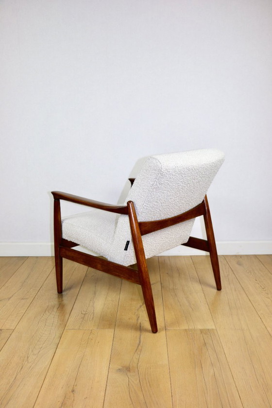 Image 1 of Sessel GFM-64, entworfen von Edmund Homa in den 70er Jahren, Elfenbeinweiß – 2 Stück verfügbar