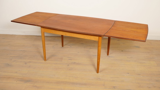Image 1 of Vintage dining table | Extendable | Teak | Boat model
