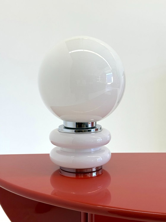 Image 1 of White glass Space Age spherical table lamp