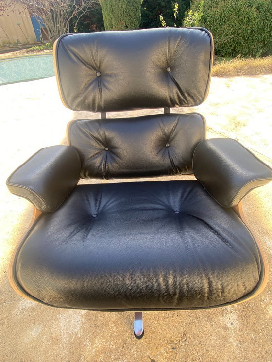 Image 1 of Sillón y otomana Charles Eames, negro semigrano, Herman Miller, 2010