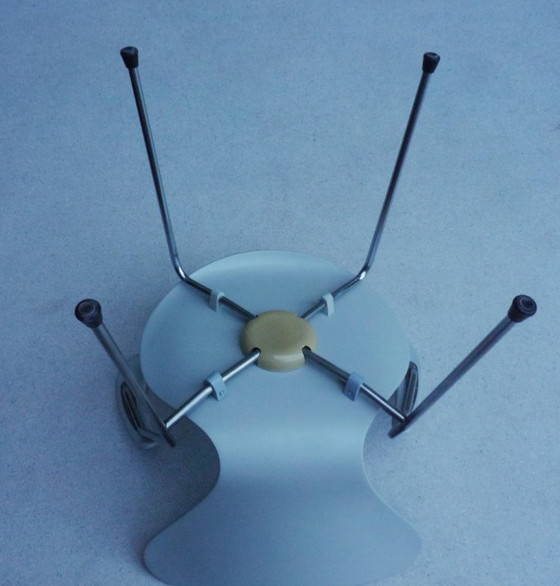 Image 1 of Chaise Mod. 3207 Arne Jacobsen PIG