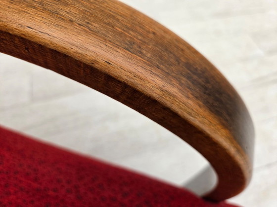 Image 1 of Sillón danés art déco de la década de 1950, tapizado en lana roja original y madera de haya.