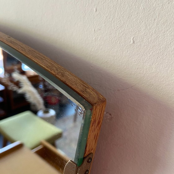Image 1 of Vintage oak dressing table with mirror and matching stool