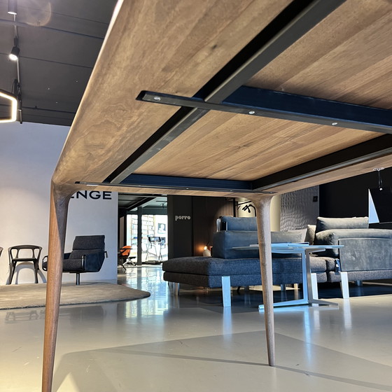 Image 1 of Artisan Latus eetkamertafel Europees walnoot 260x90x76