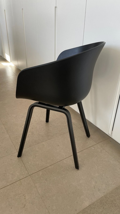 Silla HAY AAC22 negra - 1 unidad