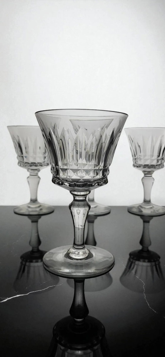 4 Baccarat Piccadilly crystal wine glasses – Glass & Decanter (photo 2 of 6)