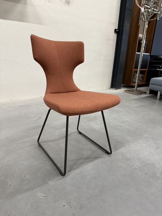 Image 1 of (1) Leolux Callas Artisan dining chair Feltwool