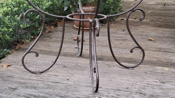 Round Wrought Iron Table With 12 Mm Thick Tempered Frosted Glass (photo 14 of 15)