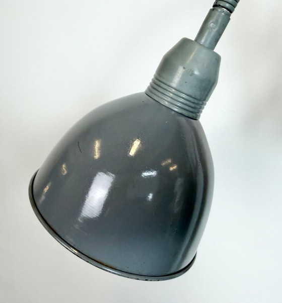 Image 1 of Grijze industriële wandlamp met flexibele arm van Elektroinstala, jaren 60.