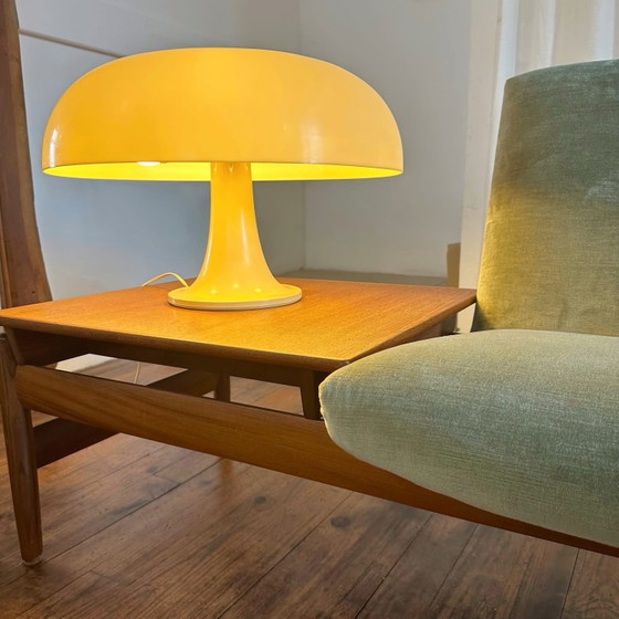 Lampada Nesso di Giancarlo Mattioli, 1960, Artemide, Lampade da tavolo, Plastica, Crema (foto 4 di 10)