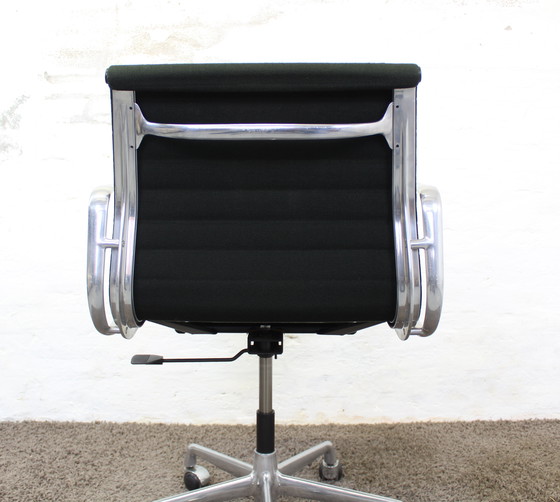 Image 1 of 9X Ea117 Office Chairs Icf Charles & Ray Eames Seats