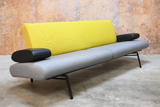 Image 1 of NOUVEAU canapé design rembourré Harvink Armslag