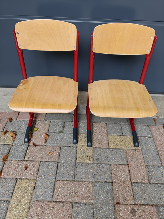 Eromes Set von 2 Schulstühlen (Gelber Punkt C3) – Esszimmerstühle, Metal, Plastic (photo 2 of 2)