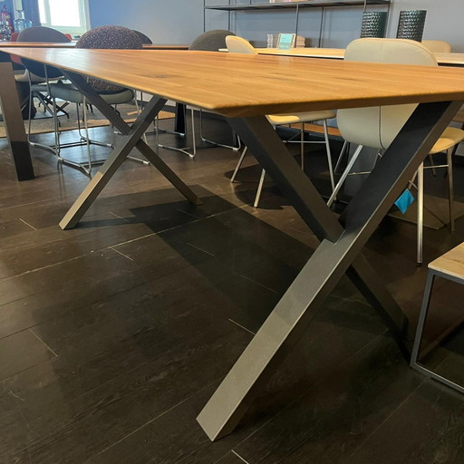 Xam – Bert Plantagie, eettafels (photo 2 of 3)
