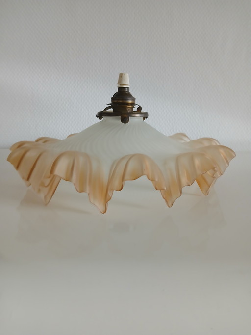 Suspension tulipe.