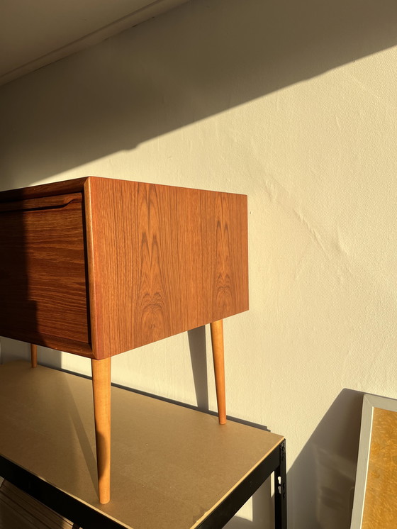 Image 1 of Scandinavische dressoirs