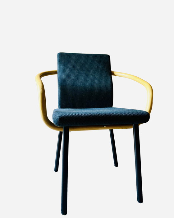 Image 1 of 4x Mandarin stoel van Ettore Sottsass voor Knoll, 1986 - Blauwe stof, armleuningen in bamboelook