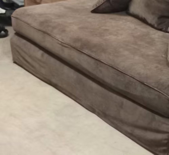 Image 1 of Kwalitatieve bruine longchair in velour in een zeer nette staat