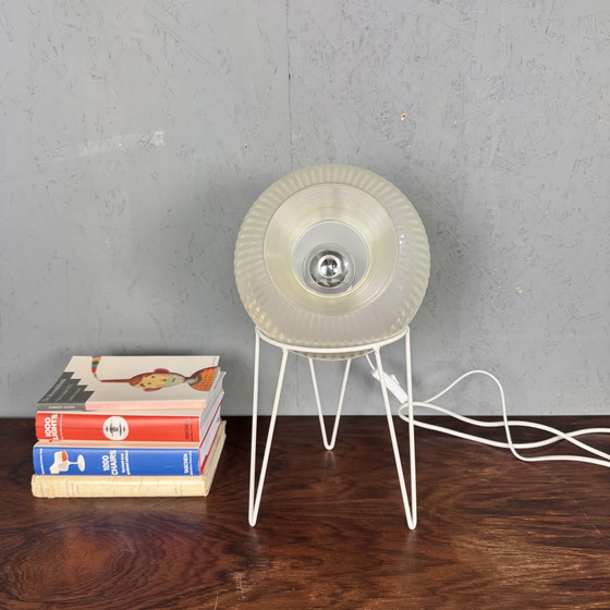 Image 1 of VV Original Eyeball Lamp