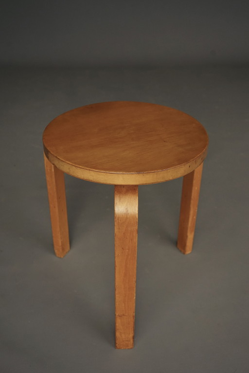 Tabouret modèle 60 Alvar Aalto pour Artek, 1960