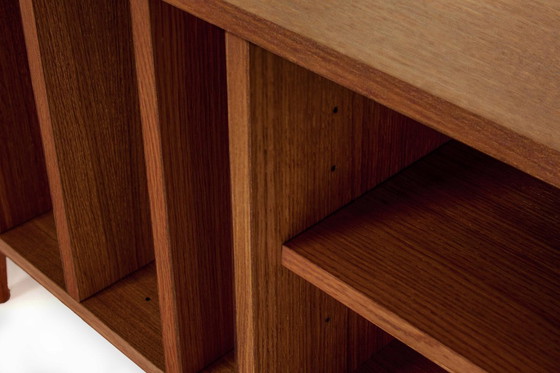 Image 1 of Dressoir T-S18P schuifdeur 200