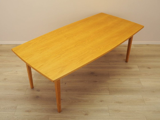 Image 1 of Essenhouten tafel, Deens design, jaren 70, gemaakt in Denemarken.