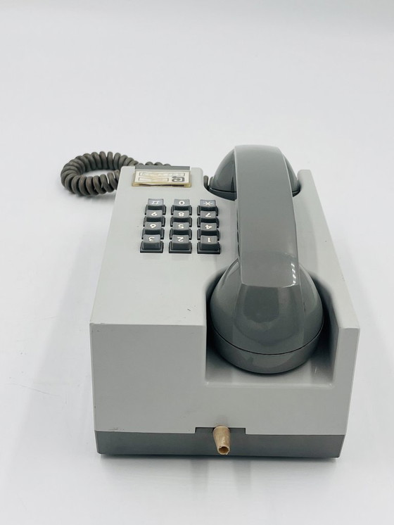 Image 1 of 80s Belgian telephone