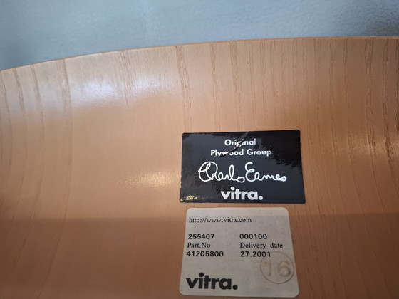 Image 1 of Sillón Vitra Eames LCM