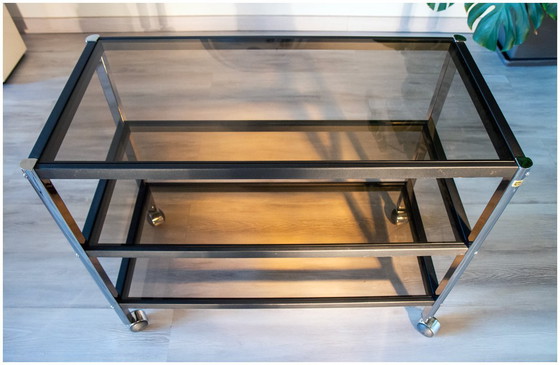 Image 1 of Consolle ERARD (Francia), tavolino laterale in metallo nero e vetro fumé, 1980