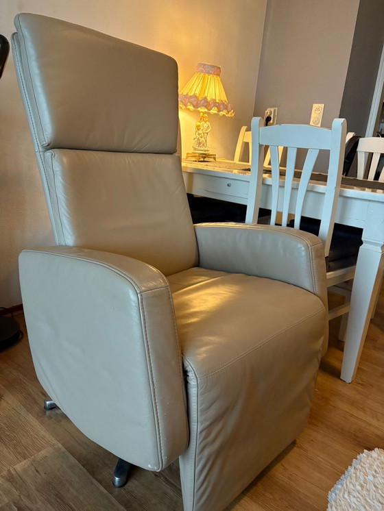 Image 1 of 2 poltrone reclinabili in pelle di Schilling "Movie Star" (modello 1257577/1) - 2017, beige