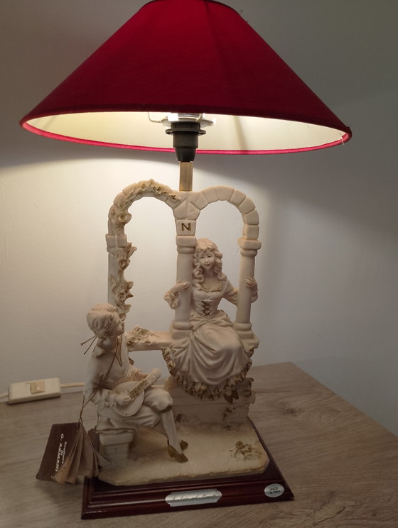 Image 1 of Lampe sculpture G Armani l arte nel mondo Capodimonte en biscuit de porcelaine italien 
