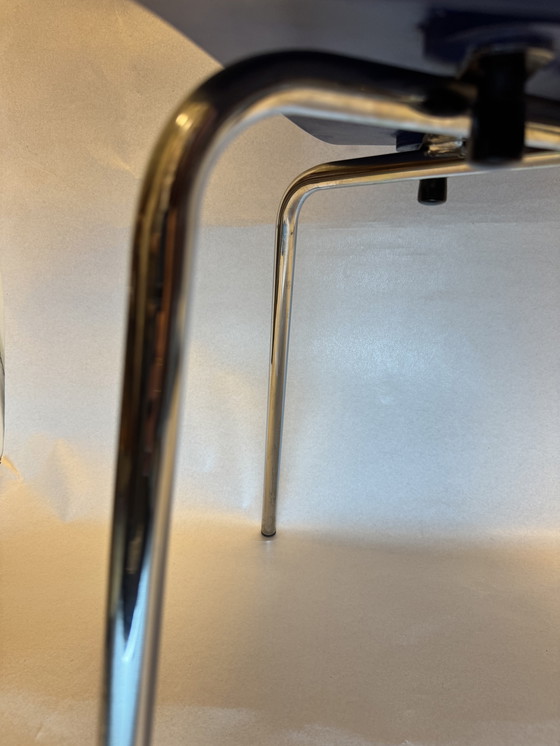 Image 1 of Set of 2 original Arne Jacobsen "Mosquito Chairs" model 3105 for Fritz Hansen (2003)