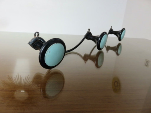 Perchero de pared, 3 ganchos de baquelita, años 50/60