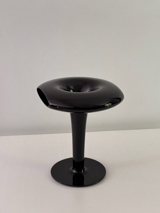 Image 1 of Marc Newson Sci-Fi vaas voor Cor Unum, 1993, zwart geglazuurd keramiek, gesigneerd, zeldzaam