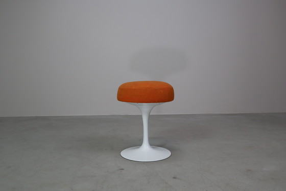Image 1 of Pair of Eero Saarinen Tulip Stools for Knoll International, 1970's