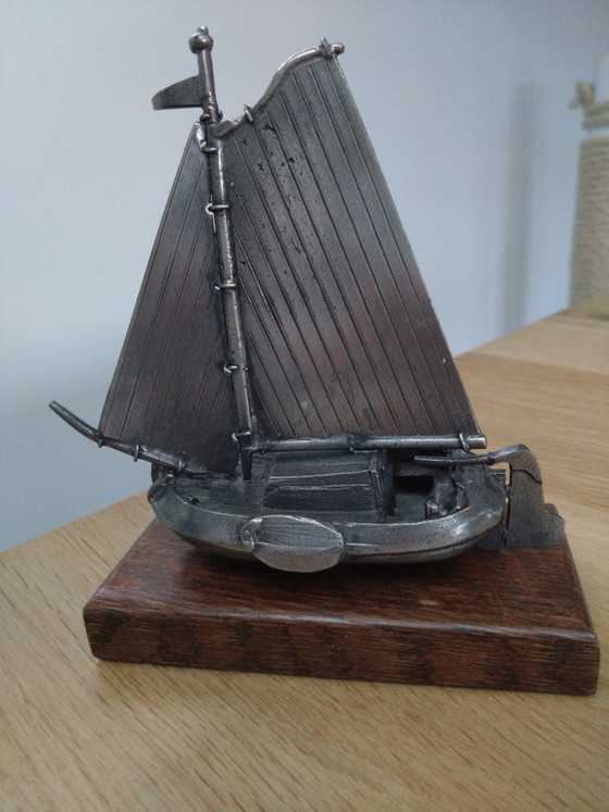 Ornamental Pewter Dutch Flat-Bottom Boat – onbekend, Decorative Objects, Other (photo 4 of 5)