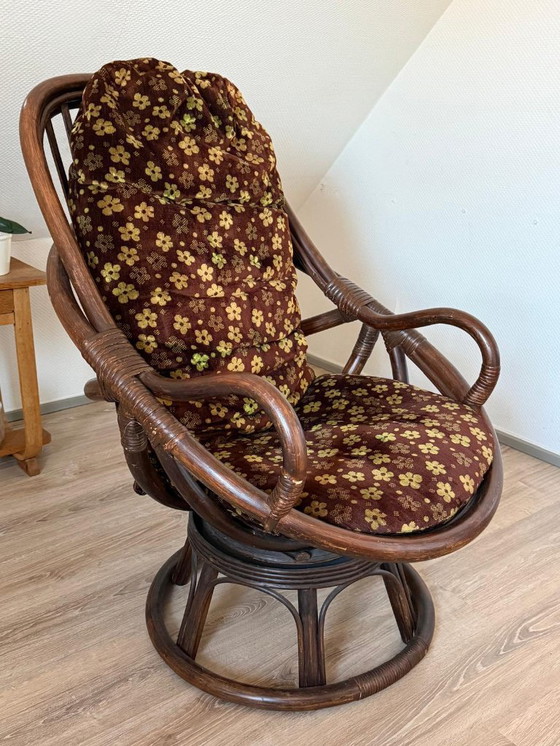 Image 1 of Silla giratoria Manou