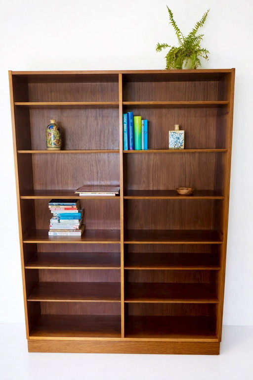 Libreria di design danese di Poul Hundevad