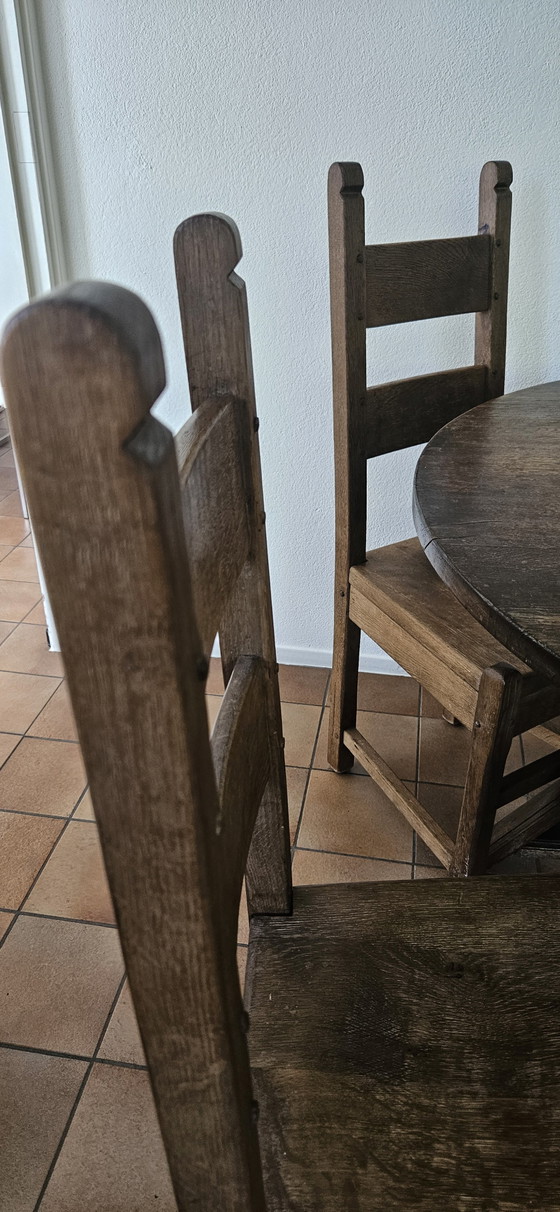 Image 1 of Ronde antieke eet-keukentafel met 4 stoelen 